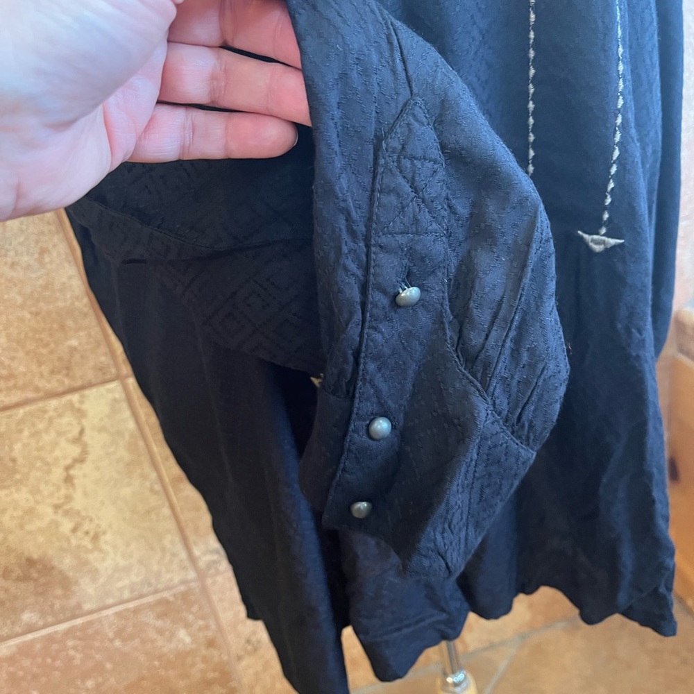 Double D Ranch Trinity Black Textured Top Long Sleeve With Embroidery 2X NWT - Picture 3 of 14